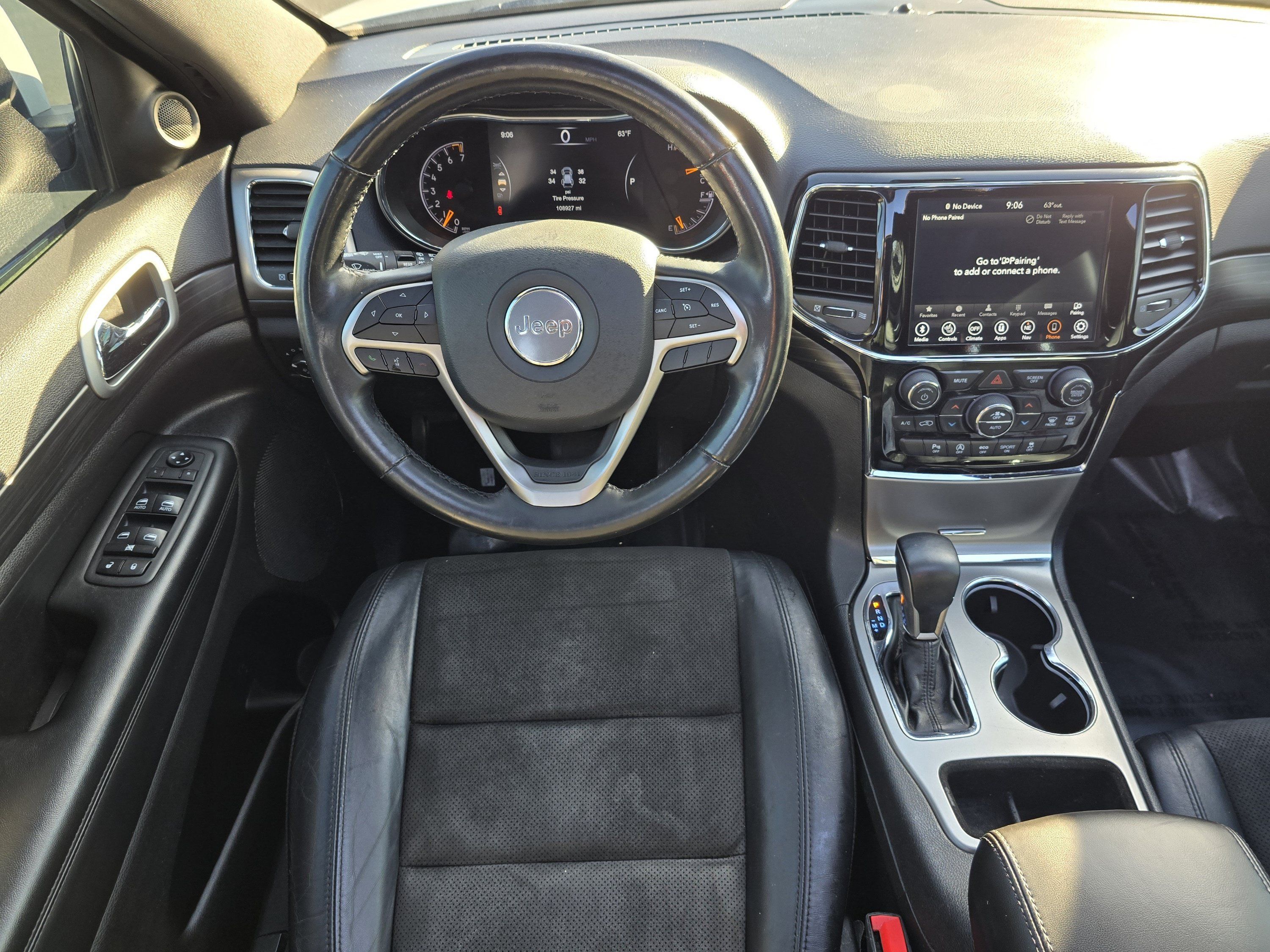 Used 2020 Jeep Grand Cherokee Altitude AWD/4WD image 4