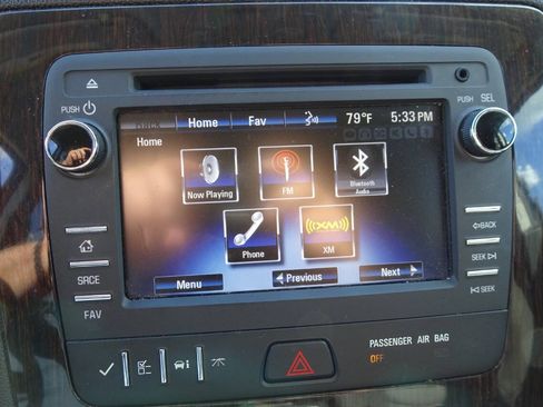 Used 2015 Chevrolet Traverse LT w/ Style and Technology Package AWD/4WD image 27