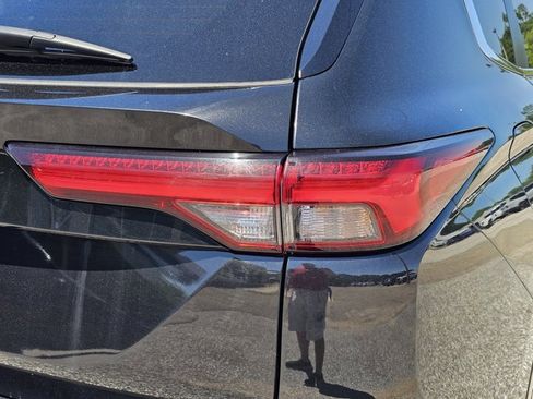 Used 2022 Mitsubishi Outlander SE FWD image 9