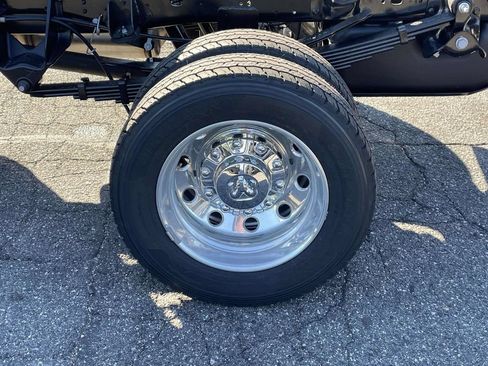New 2026 RAM 4500 Tradesman w/ Chrome Appearance Group AWD/4WD image 11
