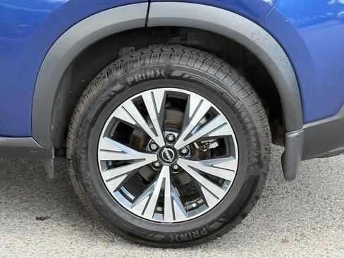 Used 2023 Nissan Rogue SV w/ SV Premium Package AWD/4WD image 7
