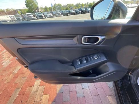 Certified 2025 Honda Civic Sport image 10
