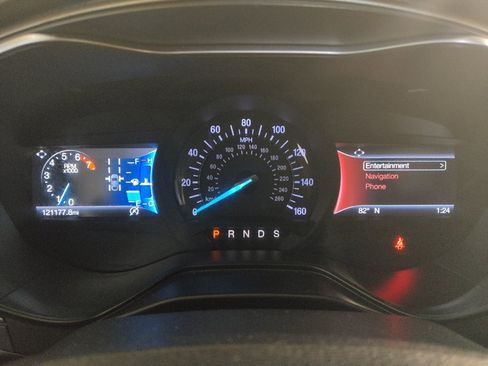 Used 2019 Ford Fusion SE w/ Equipment Group 151A FWD image 23
