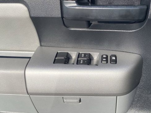 Used 2008 Toyota Sequoia SR5 RWD image 21