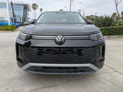 New 2026 Volkswagen Tiguan S FWD image 9