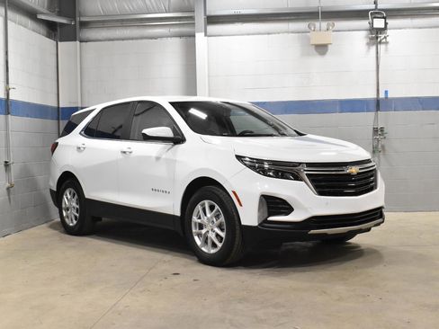 Used 2023 Chevrolet Equinox LT FWD image 30