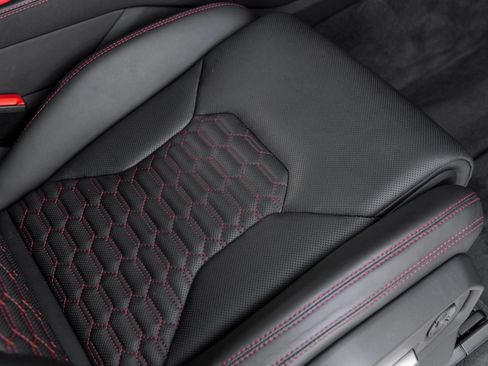 Used 2022 Lamborghini Urus AWD/4WD image 43