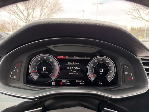 Used 2025 Audi Q7 3.0T Premium Plus AWD/4WD image 26