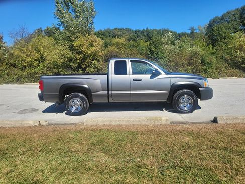 Used 2006 Dodge Dakota ST image 5