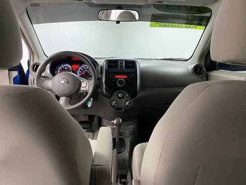 Used 2013 Nissan Versa SV image 26