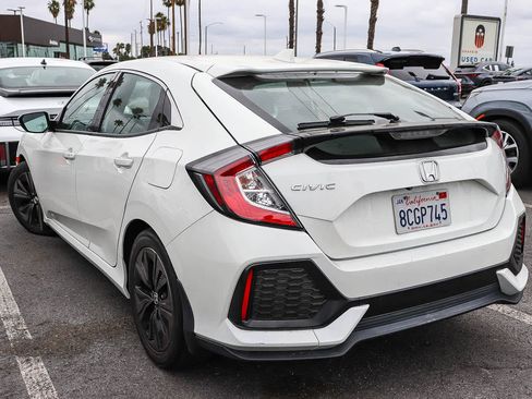 Used 2018 Honda Civic EX image 5