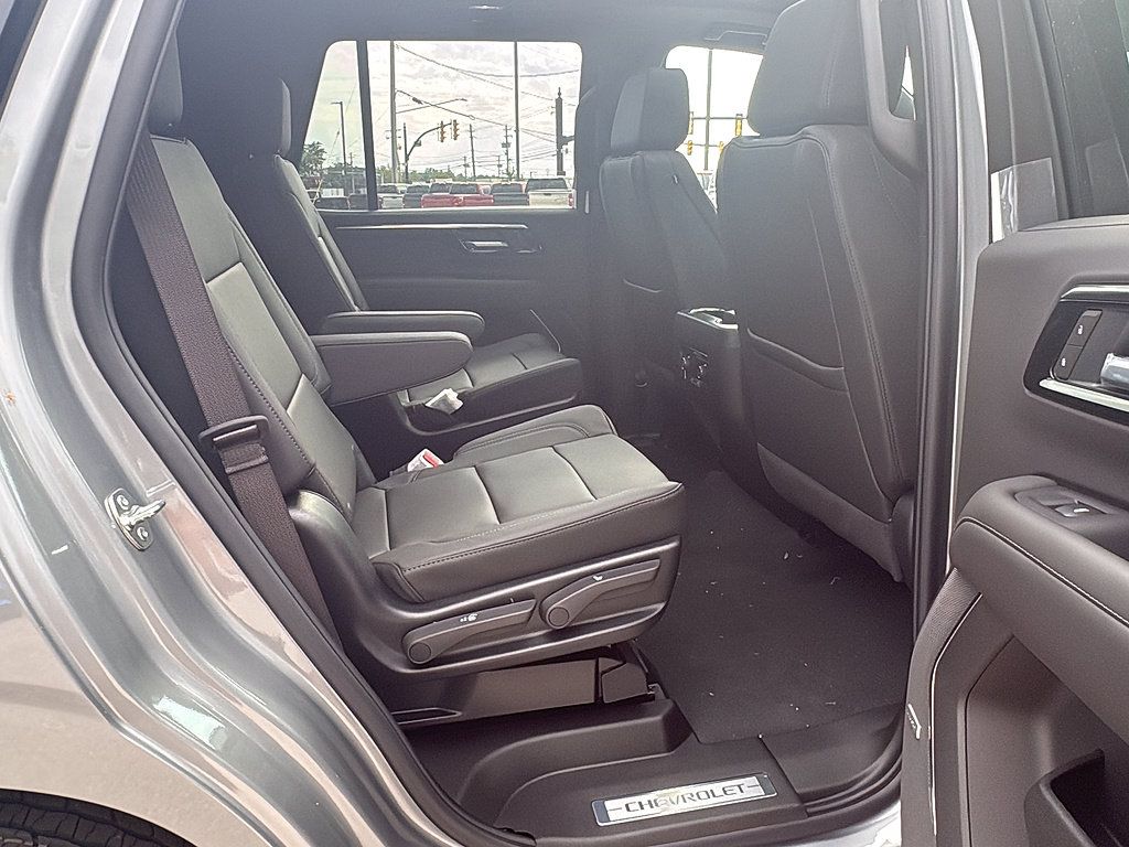 New 2026 Chevrolet Tahoe Z71 w/ Comfort Package AWD/4WD image 15