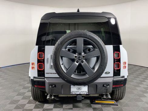 Certified 2023 Land Rover Defender 110 V8 AWD/4WD image 9
