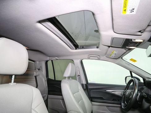 Used 2023 Honda Ridgeline RTL-E image 16