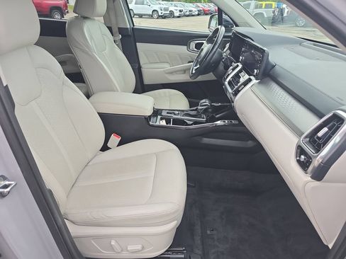 Used 2022 Kia Sorento SX AWD/4WD image 19