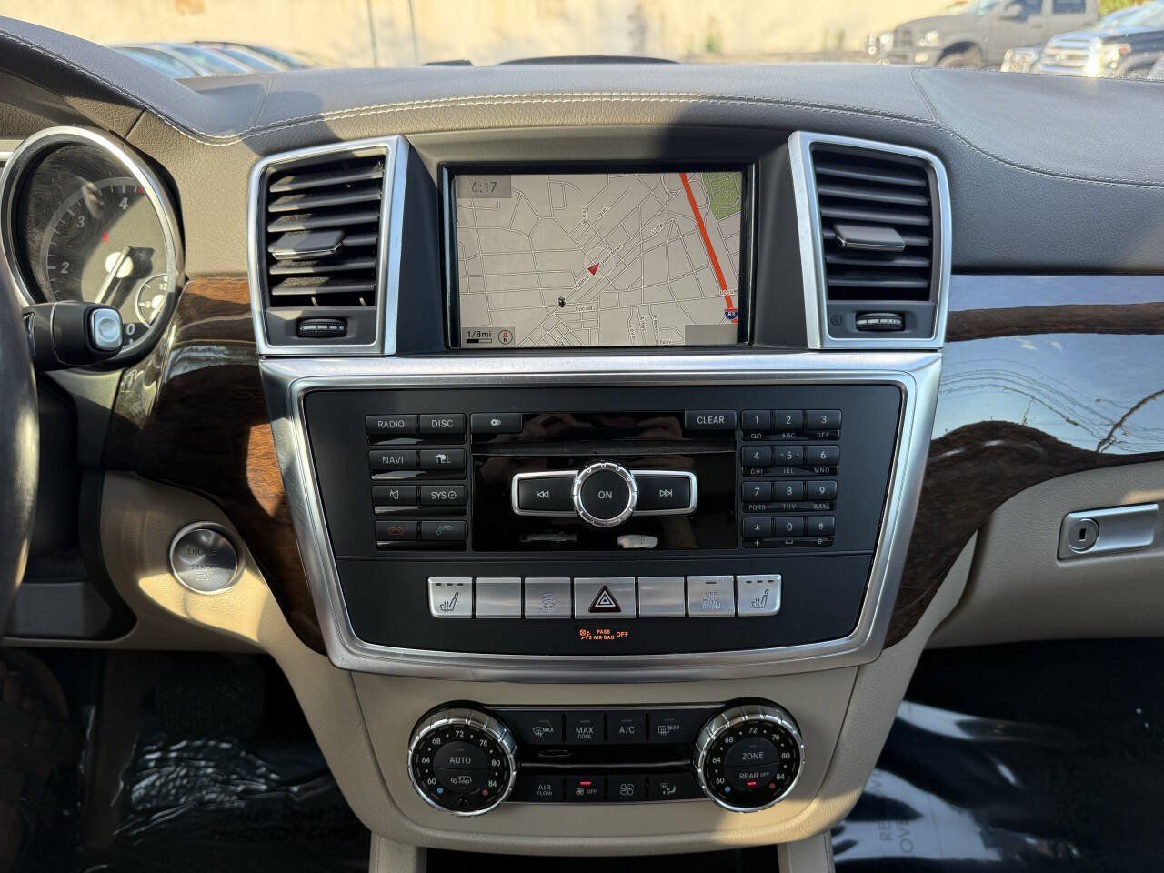 Used 2013 Mercedes-Benz GL 320 BlueTEC 4MATIC image 22