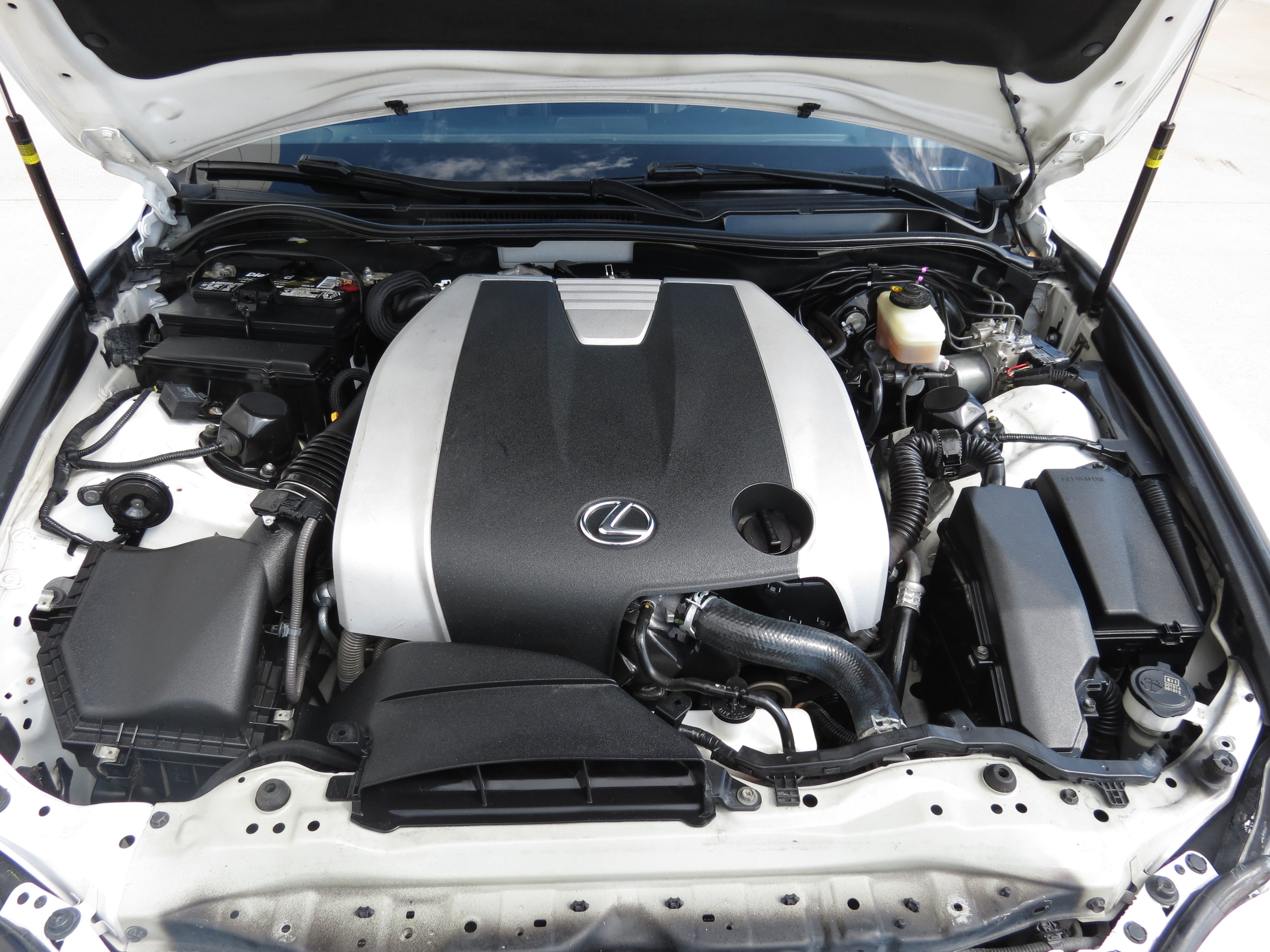 Used 2014 Lexus IS 350 w/ F Sport Package RWD image 10