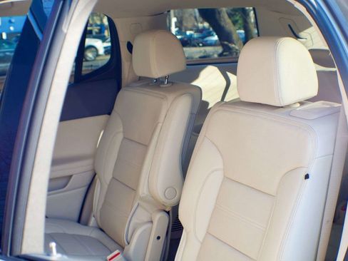 Used 2022 GMC Acadia Denali w/ Denali Ultimate Package image 44