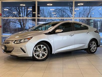 Used 2017 Chevrolet Volt Premier w/ Driver Confidence II Package