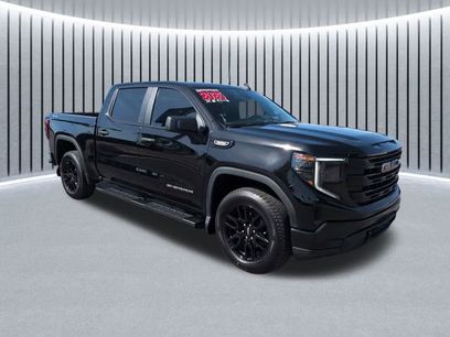 Certified 2025 GMC Sierra 1500 Pro w/ Graphite Edition