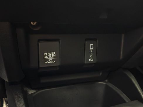 Used 2020 Honda Fit EX image 31