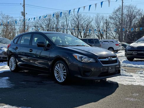Used 2012 Subaru Impreza 2.0i Premium image 3