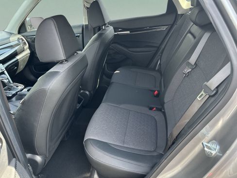 Used 2024 Kia Seltos S AWD/4WD image 21