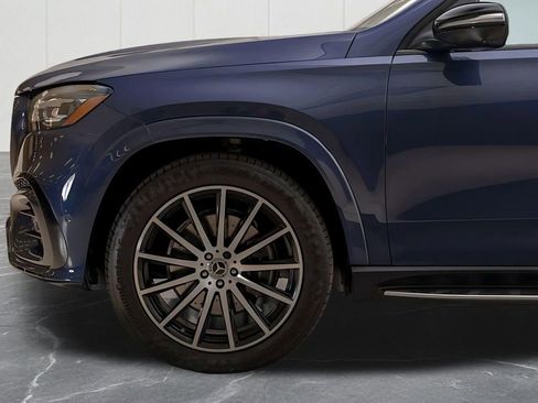 Used 2024 Mercedes-Benz GLS 580 4MATIC image 47