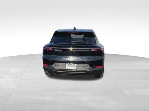 Certified 2025 Chevrolet Equinox EV LT FWD image 9