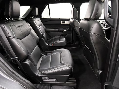 Used 2022 Ford Explorer ST w/ ST Street Pack AWD/4WD image 18