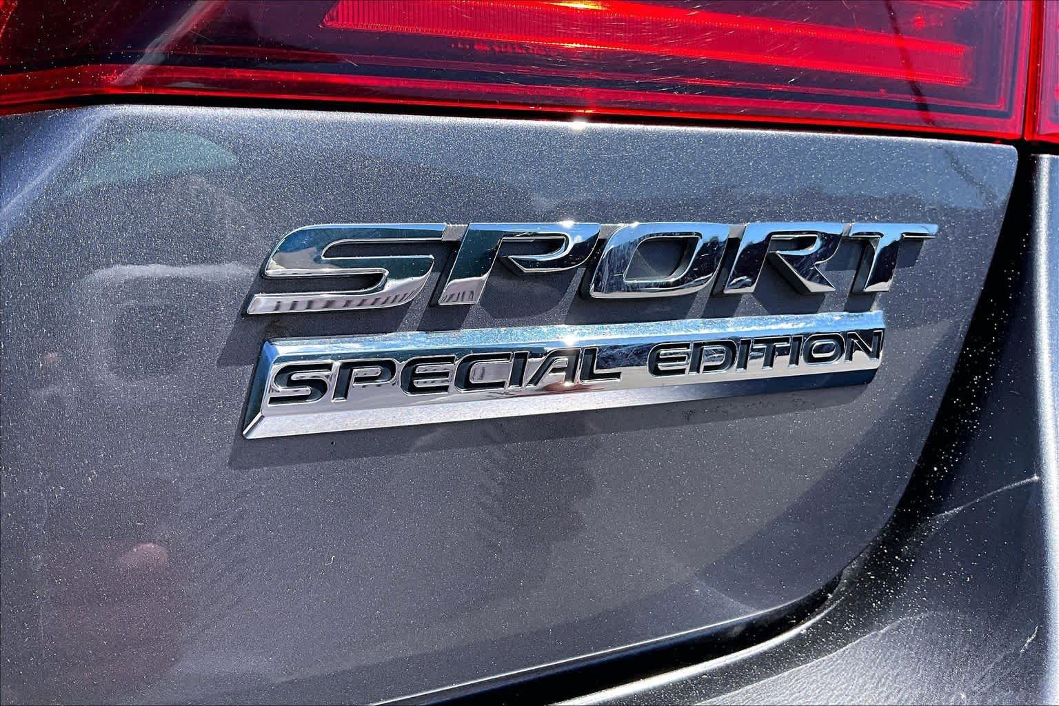 Used 2017 Honda Accord Sport Special Edition image 10