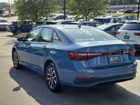 Used 2025 Volkswagen Jetta S FWD image 6