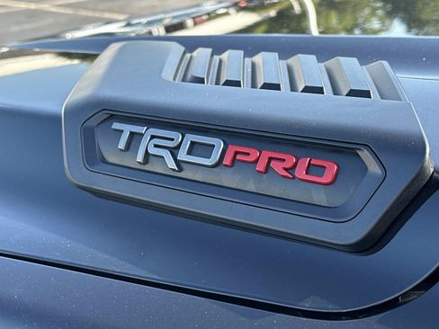 Used 2025 Toyota Sequoia TRD Pro AWD/4WD image 9