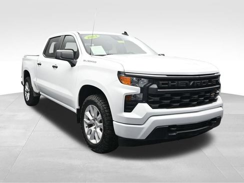 Used 2024 Chevrolet Silverado 1500 Custom AWD/4WD image 7