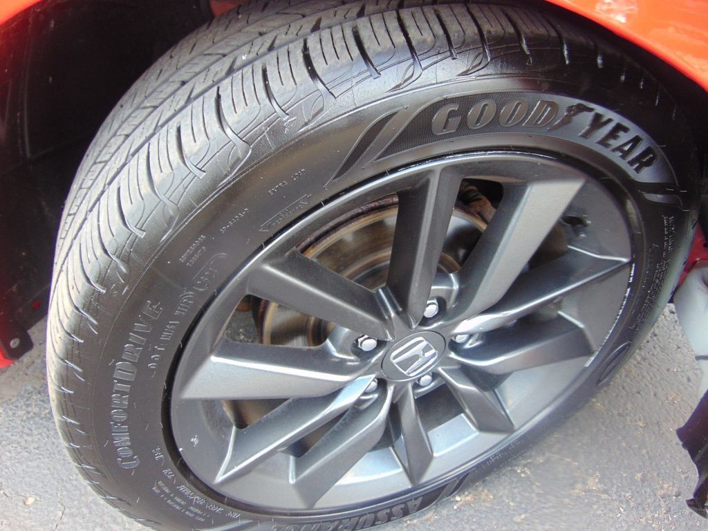 Used 2020 Honda Civic EX-L image 32