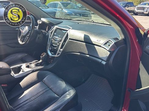 Used 2015 Cadillac SRX Luxury image 14