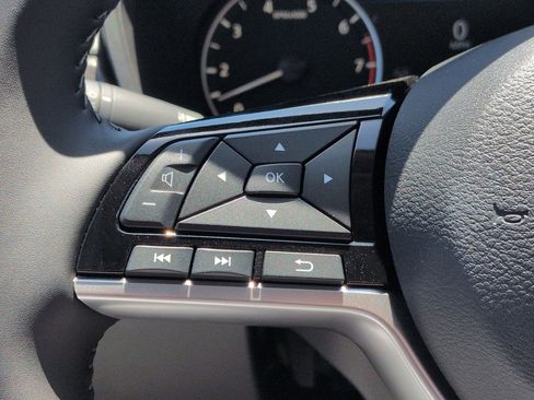 New 2026 Nissan Altima 2.5 SV w/ SV Premium Package FWD image 14