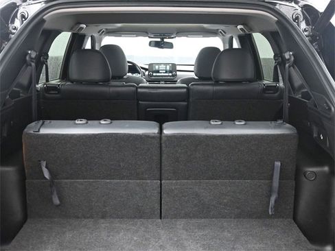 Used 2024 Mitsubishi Outlander SE image 33