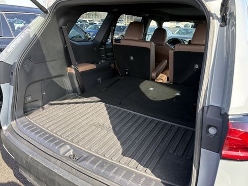 Certified 2025 Toyota Grand Highlander MAX Platinum image 8