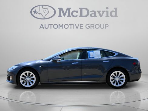 Used 2018 Tesla Model S 75D AWD/4WD image 2
