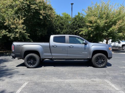 Used 2021 GMC Canyon Elevation w/ Driver Alert Package AWD/4WD image 10