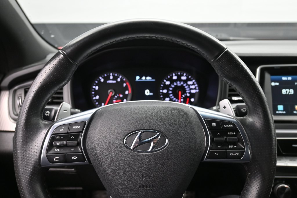 Used 2018 Hyundai Sonata Sport FWD image 13