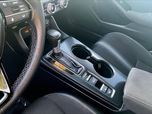 Used 2024 Honda Civic Sport image 16