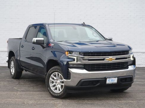 Used 2021 Chevrolet Silverado 1500 LT w/ Z71 Off-Road Package AWD/4WD image 2