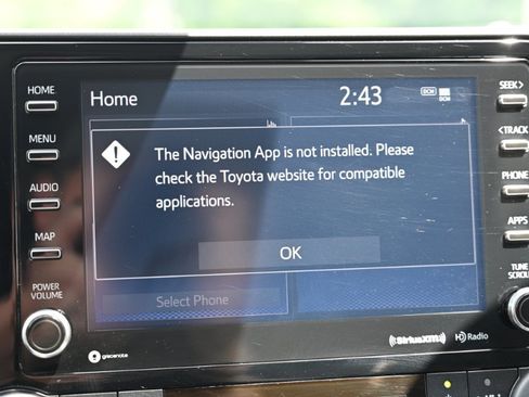 Used 2021 Toyota Highlander XLE AWD/4WD image 26