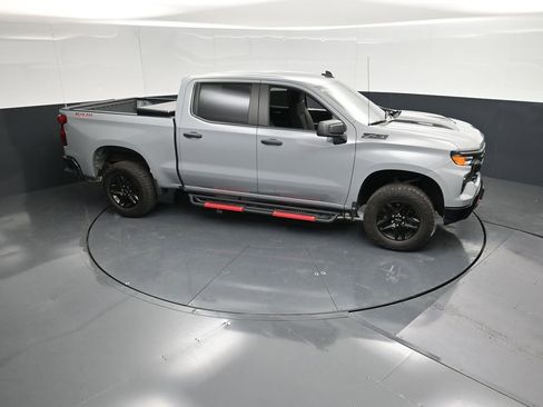 Used 2024 Chevrolet Silverado 1500 Custom Trail Boss w/ LPO, Dark Essentials Package AWD/4WD image 45