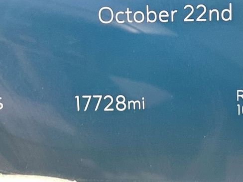 Used 2025 Buick Enclave Avenir image 24