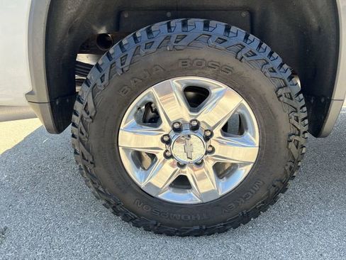 Certified 2020 Chevrolet Silverado 2500 LTZ w/ LTZ Texas Edition AWD/4WD image 32