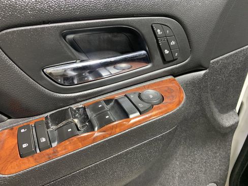 Used 2011 Chevrolet Silverado 2500 LTZ w/ LTZ Plus Package image 27