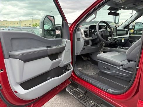 New 2026 Ford F350 XLT w/ FX4 Off-Road Package AWD/4WD image 9